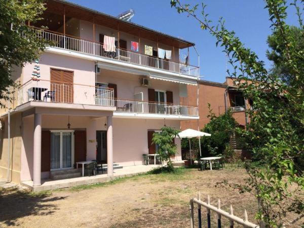 Villa Sia Dassia  Dış mekan fotoğraf